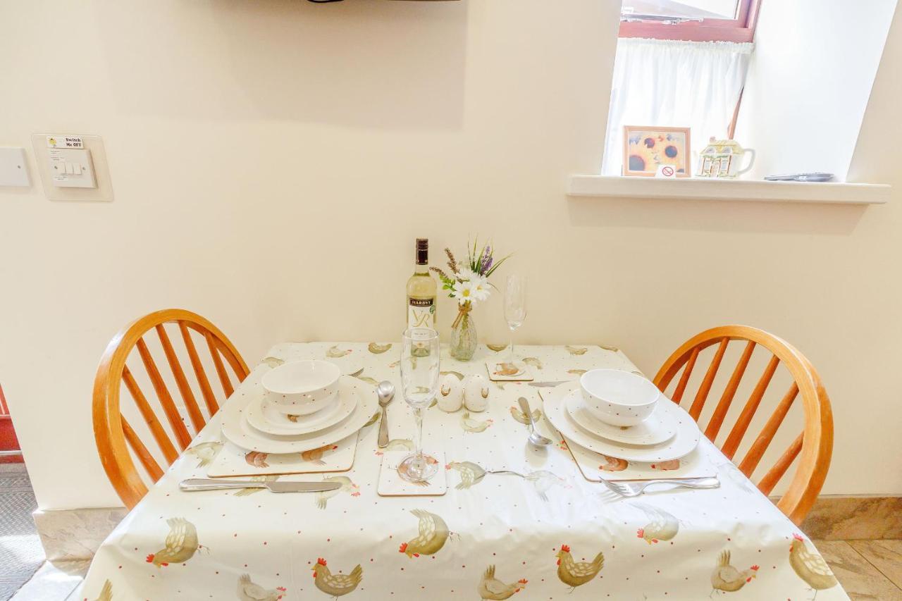 Jenny'S Cottage Diggle Esterno foto
